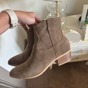 Dolce vita Suede Ankle Boots
